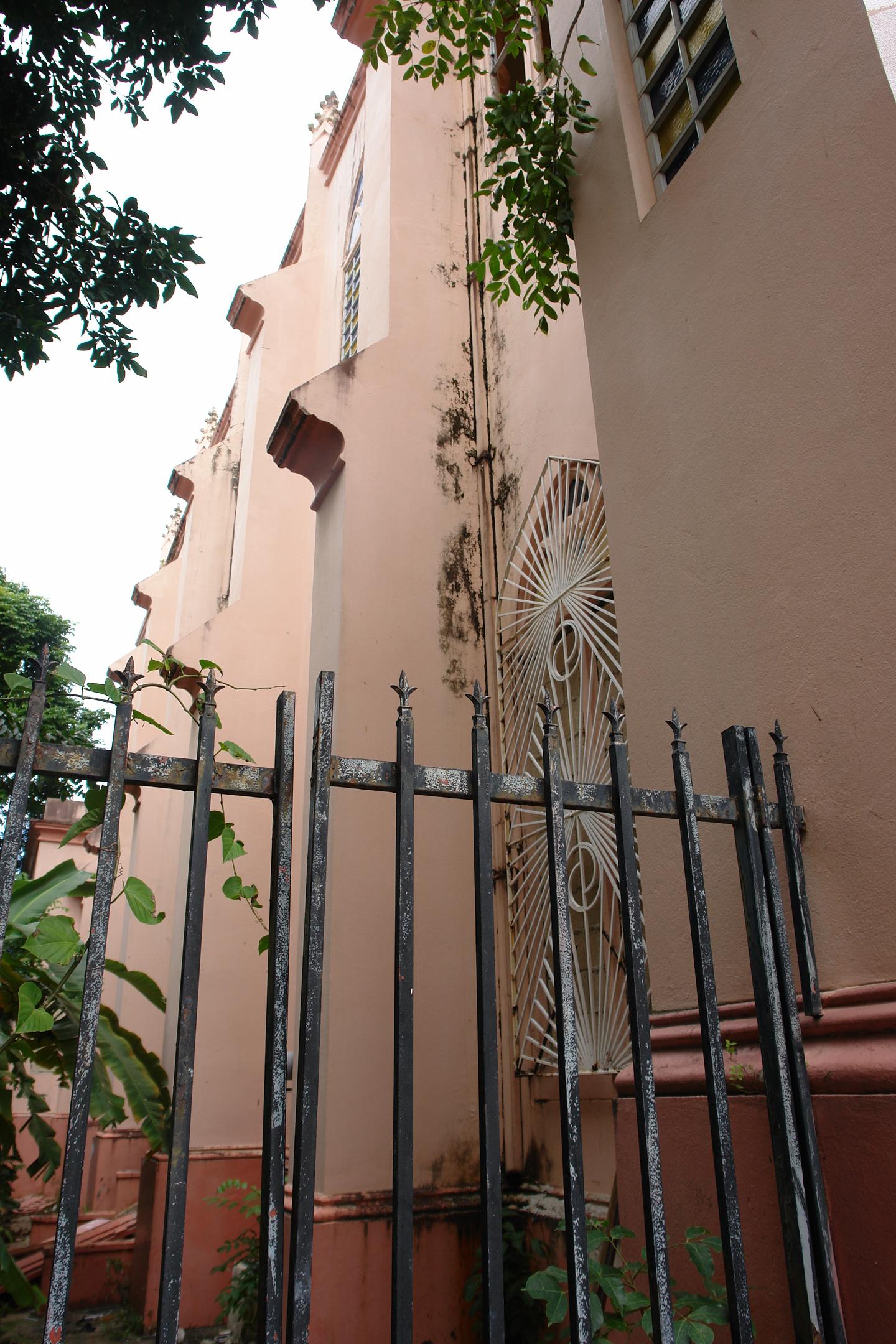 Colegio La Milagrosa - Capilla - San Juan (Río Piedras) - 2011 00003